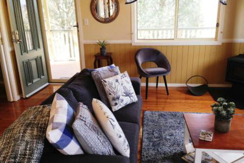 Milford Country Cottages - Accommodation Daintree 7