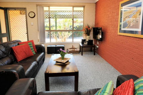 ACACIA WEEKLY ONLY - Accommodation Daintree 1