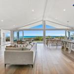 Dayz Dreamin Pool Gas Fireplace & Beachfront - Accommodation Daintree 0