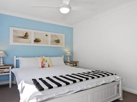 Sand Dunes House & Cabin Accommodation - Accommodation Daintree 3