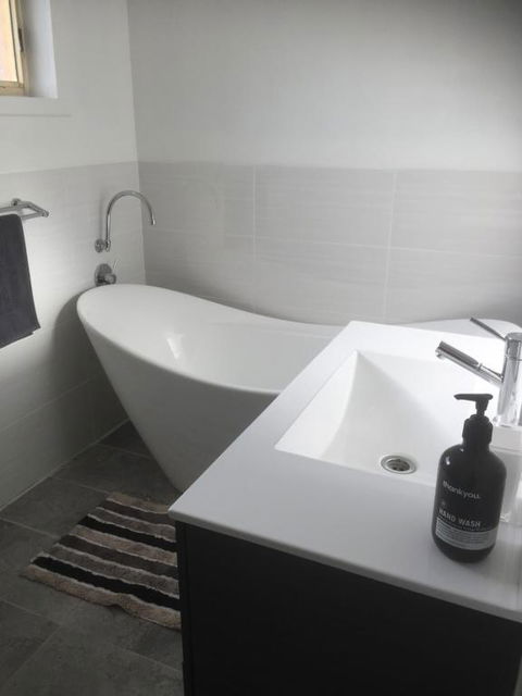 At HOME On HOLMES - Accommodation Daintree 4