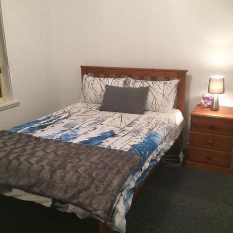 At HOME On HOLMES - Accommodation Daintree 1