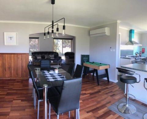 At HOME On HOLMES - Accommodation Daintree 5