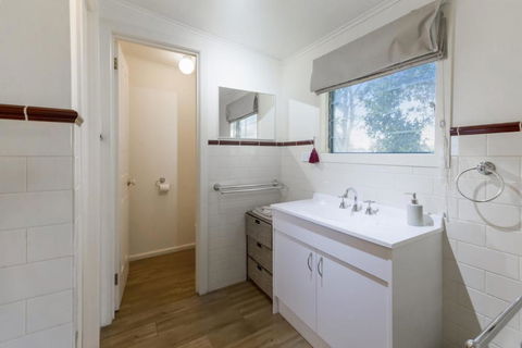 Katisha Cottage Pet Friendly & Close To Town - Accommodation Daintree 1