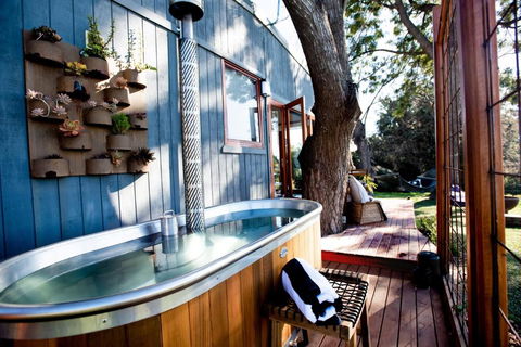 Big Tiny 6Sixteen The Banks - Accommodation Daintree 5