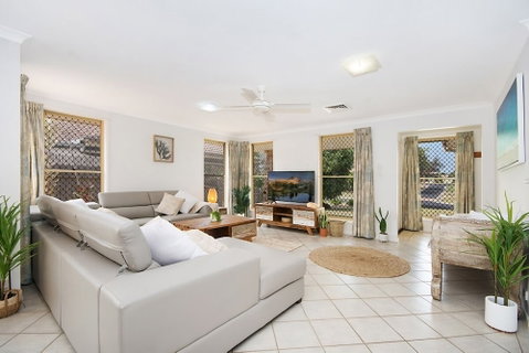 Kailani Beach House - Accommodation Daintree 0