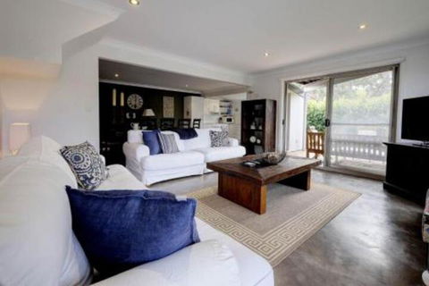 AtTHE COVE - Accommodation Daintree 0