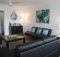 Charming Beach House - Accommodation Daintree
