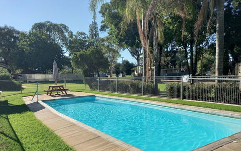 Young Tourist Park - Accommodation Daintree 1