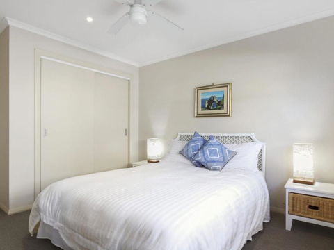 South Pacific Crescent 75 Ulladulla - Accommodation Daintree 4