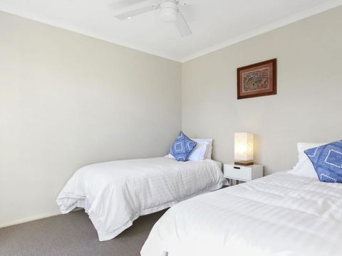 South Pacific Crescent 75 Ulladulla - Accommodation Daintree 6