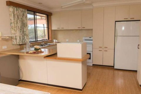 Kookas Nest Waterfront Home Tranquil Setting - Accommodation Daintree 3
