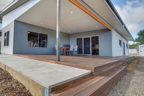 Grey On The Bay - Accommodation Daintree 3