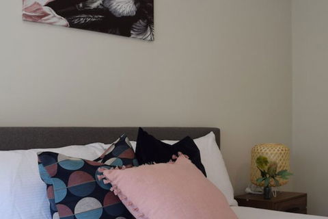 The Kingsley's Place Piara Waters - Accommodation Daintree 5