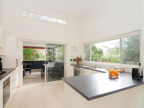 Acacia On Orion :: Jervis Bay Rentals - Accommodation Daintree 2