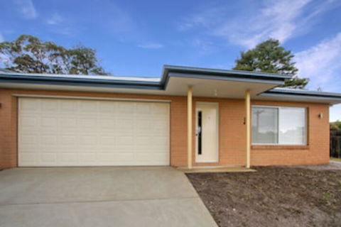 V & V Family Dream Away - Accommodation Daintree 0