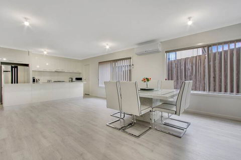 V & V Family Dream Away - Accommodation Daintree 4