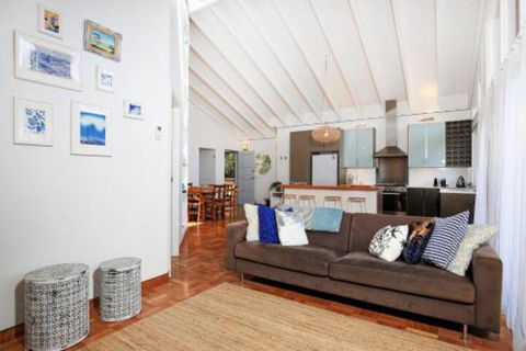 Balena At Culburra Pet Friendly 1 Min Walk To Beach - Accommodation Daintree 0