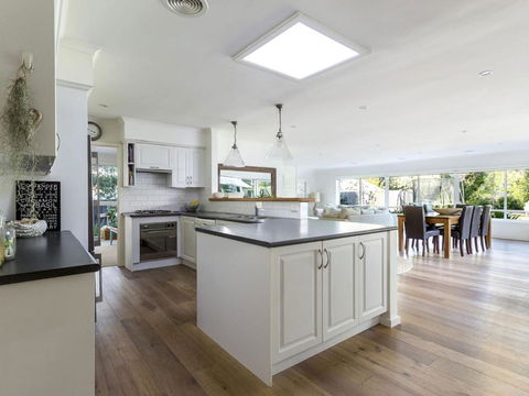 ALLAMBEA MOUNT ELIZA - Accommodation Daintree 2