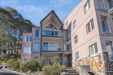Snowman 8 - Accommodation Daintree 3