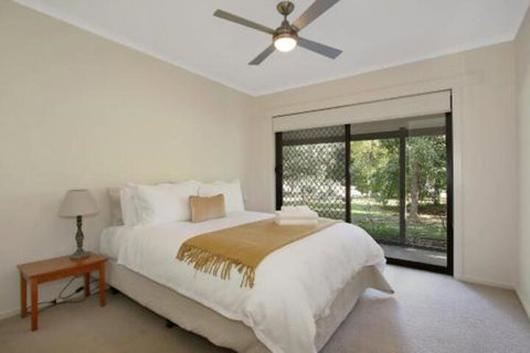 Alpine Streamside - Accommodation Daintree 5