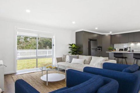 Heartland & Burrows 450m To Beach - Accommodation Daintree 0
