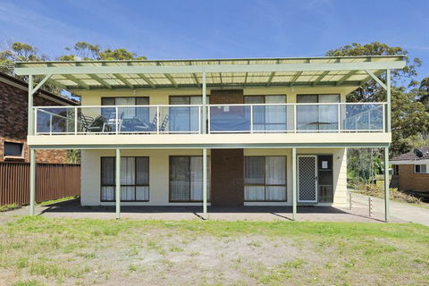 Government Rd 38 Shoal Bay - Accommodation Daintree 1