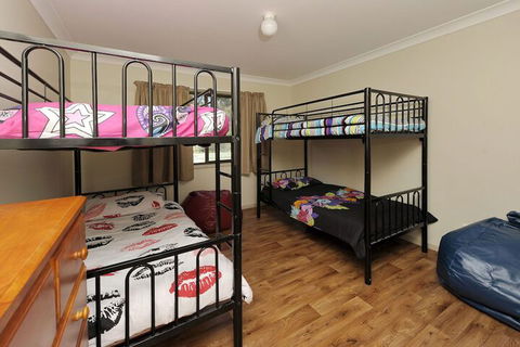 Government Rd 38 Shoal Bay - Accommodation Daintree 7