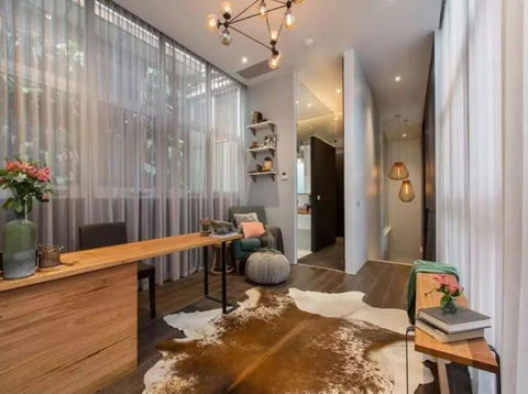 ReadySet Apartments At Glasshouse - Accommodation Daintree 6