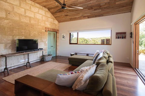 Stella - Accommodation Daintree 6