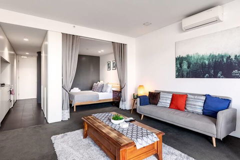 Spacious 1BD 50m From Chapel Street - Accommodation Daintree 5