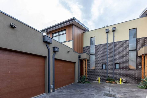 Impressive & Spacious New Townhouse@preston - Accommodation Daintree 1