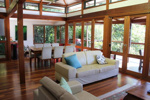 194 Balraith Lane Ewingsdale Harika - Accommodation Daintree 4