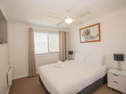 Kestrels Rest 1 / 116 Gippsland Street - Accommodation Daintree 5