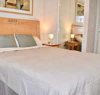 Convenient City Aprt for 2 W / pool Gym Tennis Court - Accommodation Daintree