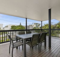 Sundance Pet Friendly Beach House in Peregian 59 Lorikeet Drive