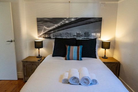 Delightful 3BD Apt Near Chapel St. In St. Kilda! - Accommodation Daintree 5