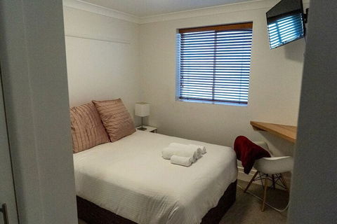 Delightful 3BD Apt Near Chapel St. In St. Kilda! - Accommodation Daintree 6