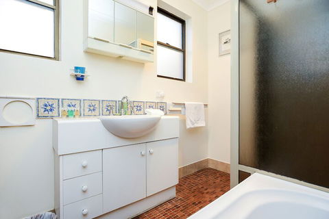 Kestrel Lodge - Accommodation Daintree 7
