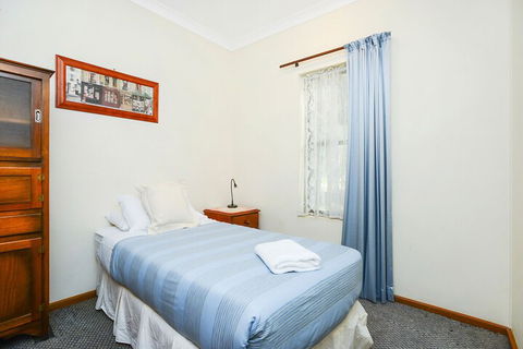 Kestrel Lodge - Accommodation Daintree 4