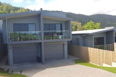 Daydream Spcaious & Comfortable With Water Views - Accommodation Daintree 1
