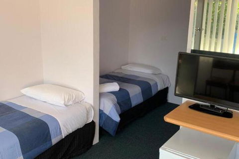 Mount Beauty Motor Inn - Accommodation Daintree 4