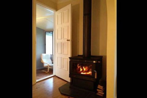 Explorers Holiday House - Accommodation Daintree 6
