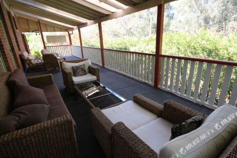 Abernethy House - Accommodation Daintree 3