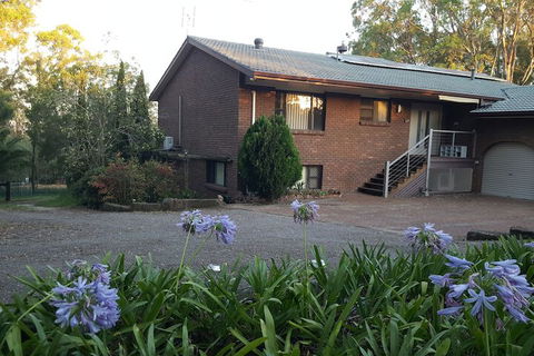 Gowrie Agapanthous - Accommodation Daintree 2