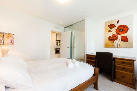 TIARA, 1BDR Southbank Apartment - Accommodation Daintree 4