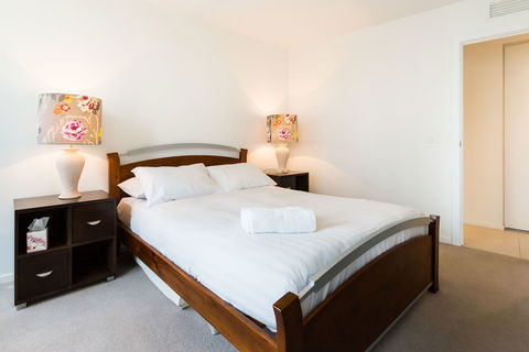 TIARA, 1BDR Southbank Apartment - Accommodation Daintree 2