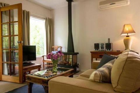 In The Valley - Accommodation Daintree 3