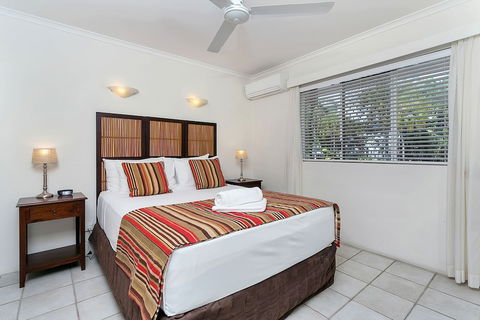 On Palm Cove Beachfront Apartments - Accommodation Daintree 6