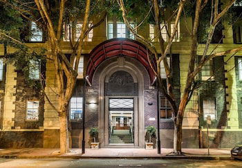 Darling Harbour Modern 1 Bedroom Apartment - Accommodation Daintree 5